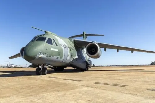 
				Segundo avião da FAB decola neste sábado com ajuda para a Venezuela
			
			