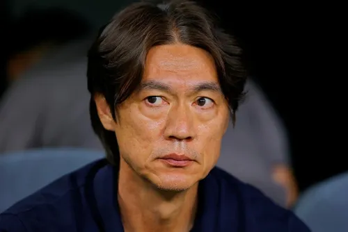 
				Técnico da Coreia do Sul pede demissão após criticas de presidente
			
			