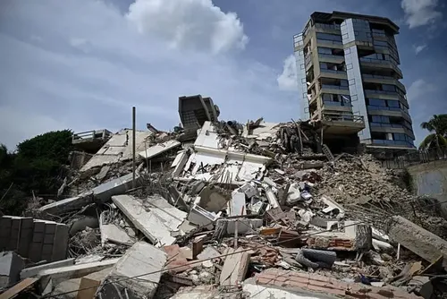 
				Terremotos na Venezuela deixam quase 1.500 mortos e milhares de desaparecidos
			
			