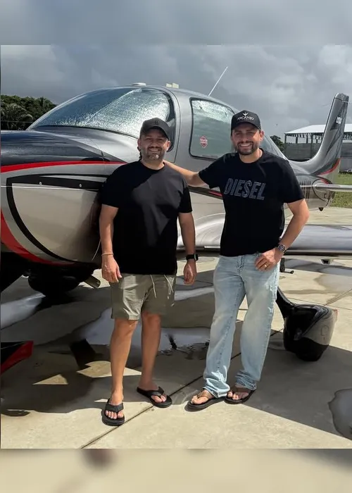 
				Mano Walter mostra novo avião avaliado em cerca de R$ 8,5 milhões
			
			
