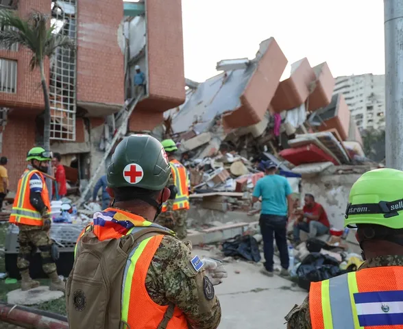 Terremoto: Venezuela entra no 3º dia de buscas com apoio internacional