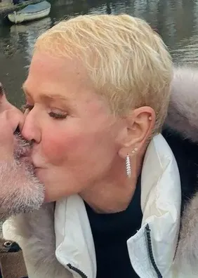 'É regada com muito sexo e tesão', diz Xuxa sobre relação de 13 anos com Junno Andrade