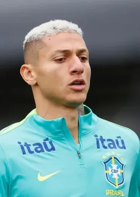 Jogador fora da Copa supera convocados em engajamento nas redes
