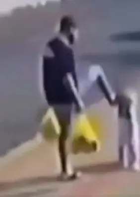 Pai que chutou filha teria agredido enteado com cinto ou pedaço de pau