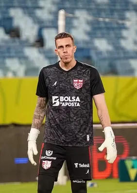 Vitor Caetano fala sobre período de descanso para o CRB e destaca sequência como titular
