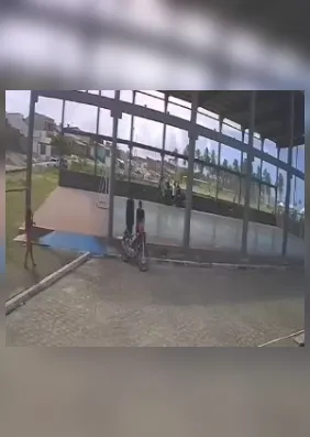 Alvo de ataque que matou jogador no Pontal nem estava no local do crime, diz delegada