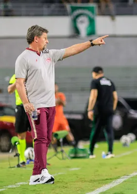 Fábio Matias elogia desempenho defensivo do CRB