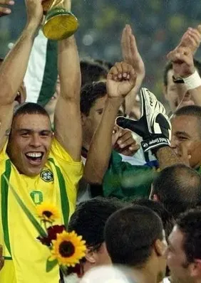 Pentacampeão passa por cateterismo após sentir dores no peito