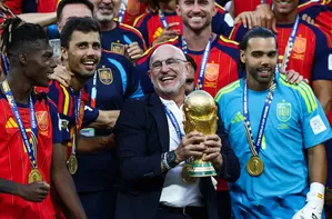 De la Fuente exalta ideia de jogo da Espanha na final da Copa: "Gostamos de sofrer"