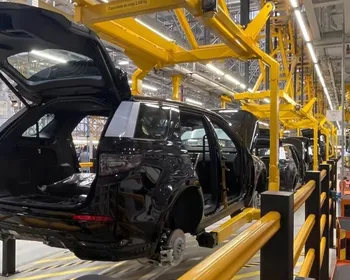 Adeus, Brasil: gigante industrial fecha mega fábrica e pode demitir todos os funcionários