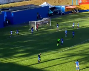 Veja os melhores momentos da vitória do ASA sobre o Cianorte nos acréscimos do jogo de ida das oitavas da Série D: 1 a 0