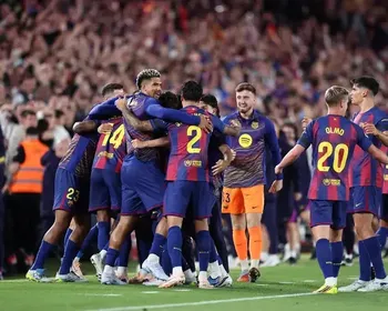 Atacante do Barcelona sofre lesão no ligamento cruzado em treino