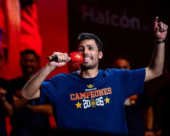 Barcelona formaliza proposta por Rodri e confia em acerto com City