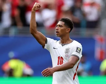 Bellingham decide na prorrogação, e Inglaterra elimina Noruega na Copa