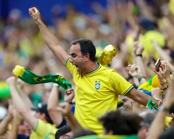 Cardiologista explica riscos ao coração ao ver jogos da Copa do Mundo