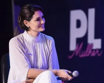Celina e Kicis confirmam que Michelle Bolsonaro aceitou ser candidata ao Senado