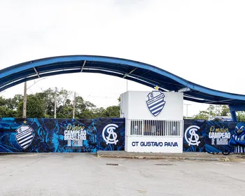 Confira como ficou a nova fachada do CT do CSA, reformada com apoio da torcida