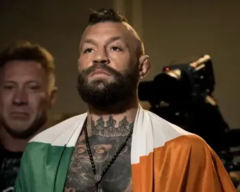 Conor McGregor pede por anulação de resultado em derrota para Holloway no UFC