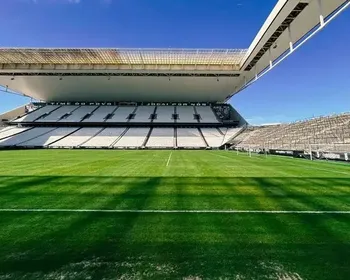 Corinthians x Internacional: horário e onde assistir ao vivo