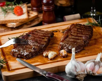 Cortar carne e leite por semanas pode mudar o funcionamento do corpo