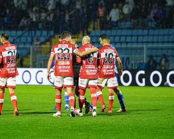 CRB vence Avaí fora de casa, ganha a quarta seguida e encosta no G-6 da Série B: 1 a 0
