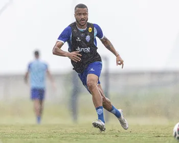 CSA oficializa contratação do zagueiro Rafael Castro para reta final da Série D
