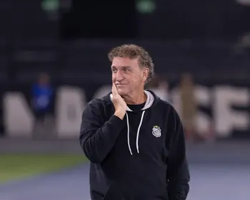 Cuca revela que Santos ainda não tem plano definido para retorno de Neymar