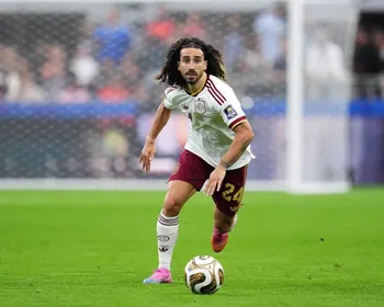 Cucurella confirma que tatuará De la Fuente após título da Copa 2026