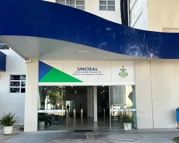 Defensoria convoca estudantes da Uncisal após decisão que determinou cancelamento de 158 matrículas
