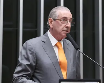 Eduardo Cunha reage após ser chamado de 'cadáver' por governador de Minas Gerais
