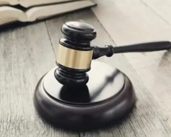 Empresa vai indenizar funcionária obrigada a ficar pelada no trabalho