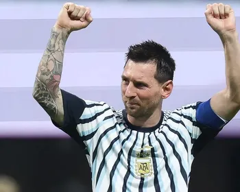 Entenda revolta na Inglaterra com árbitro 'amuleto' de Messi e da Argentina