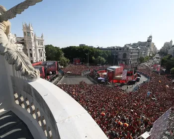 Espanha é recebida por multidão em Madri após conquistar a Copa do Mundo