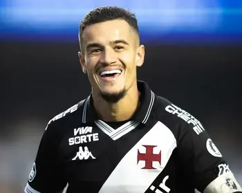Espanhóis listam jogadores sem contrato e citam Coutinho, ex-Vasco: 'Já encantou'