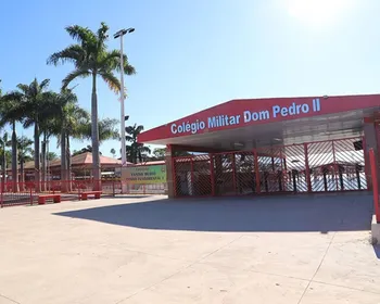 Estudante de 13 anos é brutalmente espancado dentro de colégio militar