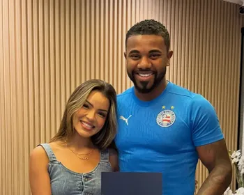 Ex-BBB Davi Brito se casa com influenciadora 1 mês após assumir namoro
