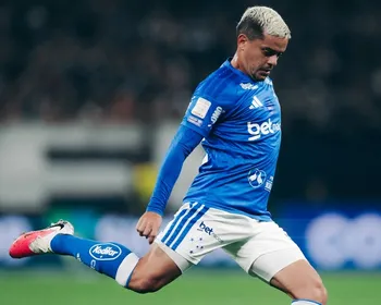 Fagner revela que foi dispensado do Corinthians por telefone