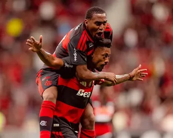 Flamengo vence Olimpia com golaços e encerra intertemporada invicto