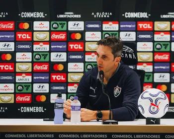 Fluminense vê saída para crise com Zubeldía, mas teme risco