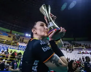Gabi Guimarães e Sheilla, bicampeã olímpica, reagem à suspensão de Tiffany