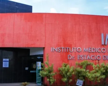Grupo armado invade casa na madrugada e mata adolescente em Murici
