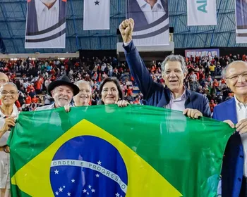 Haddad critica privatizações em SP e diz que Tarcísio "não é cobrado"