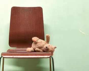 Homem estupra criança, entra em delegacia para pedir ajuda e é preso