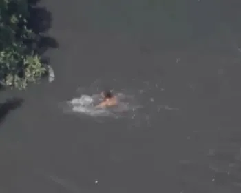 Homem pula em Rio para tentar fugir da polícia em rodovia