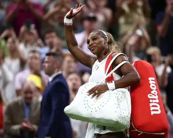 Lesão tira Serena Williams do torneio de duplas em Wimbledon