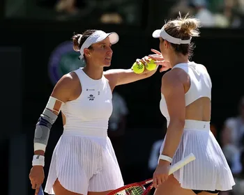 Luisa Stefani é vice-campeã de duplas em Wimbledon 2026