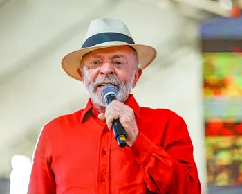 Lula acena para evangélicos e publica jingle gospel
