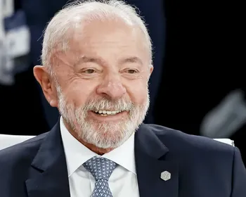 Lula sanciona lei que cria "Pix Pensão Alimentícia"; entenda o texto