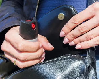 Lula sanciona lei que permite venda de spray de pimenta para mulheres