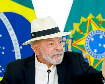 Lula sanciona PL que amplia pena para crimes digitais contra crianças